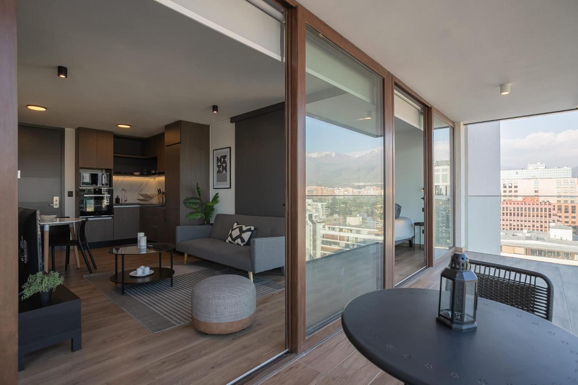 Apartamento Elegancia En Condes 2d2b Con Estilo Santiago